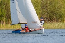 ST761 "Signo Vinces" in close racing with ST690
          in the SigneT Open Meeting at Hunts SC 2022 as part of the CVRDA Rally